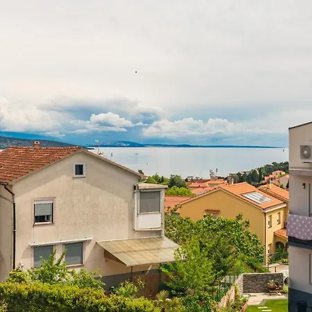 Krk With Jacuzzi Apartman *