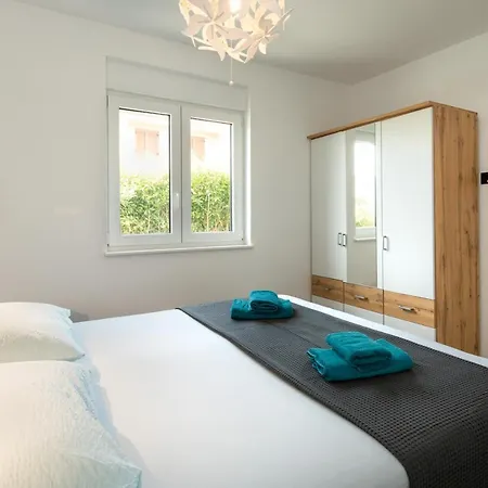 Krk With Jacuzzi * Krk Town