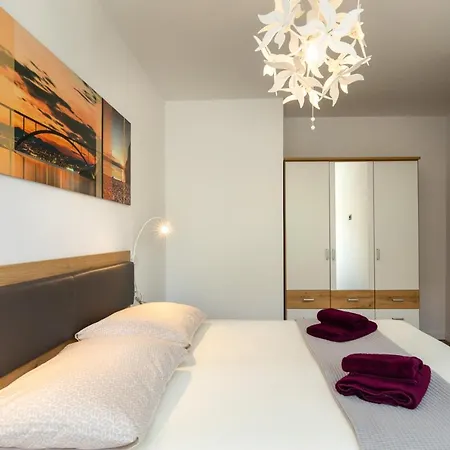 Apartament Krk With Jacuzzi *