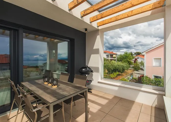 Krk With Jacuzzi * Krk Town