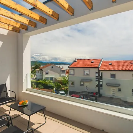 Krk With Jacuzzi Daire *